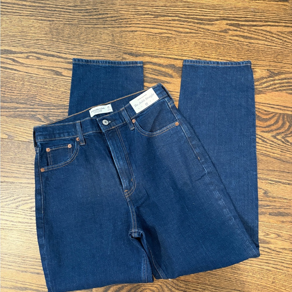 Abercrombie & Fitch High-Rise Dark Blue Jeans - Ankle Straight - Picture 3 of 5